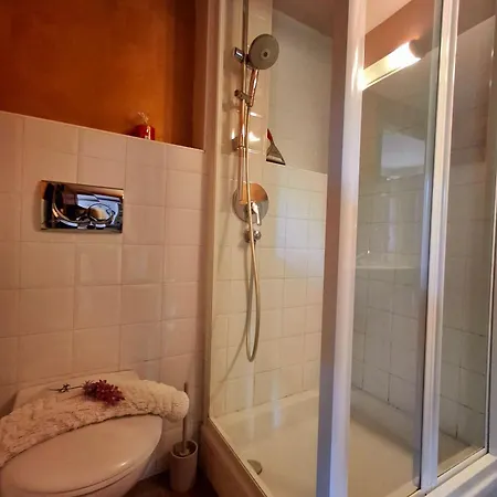 בית נופש Charming Historic House In Provincia Di Cuneo, Italia
